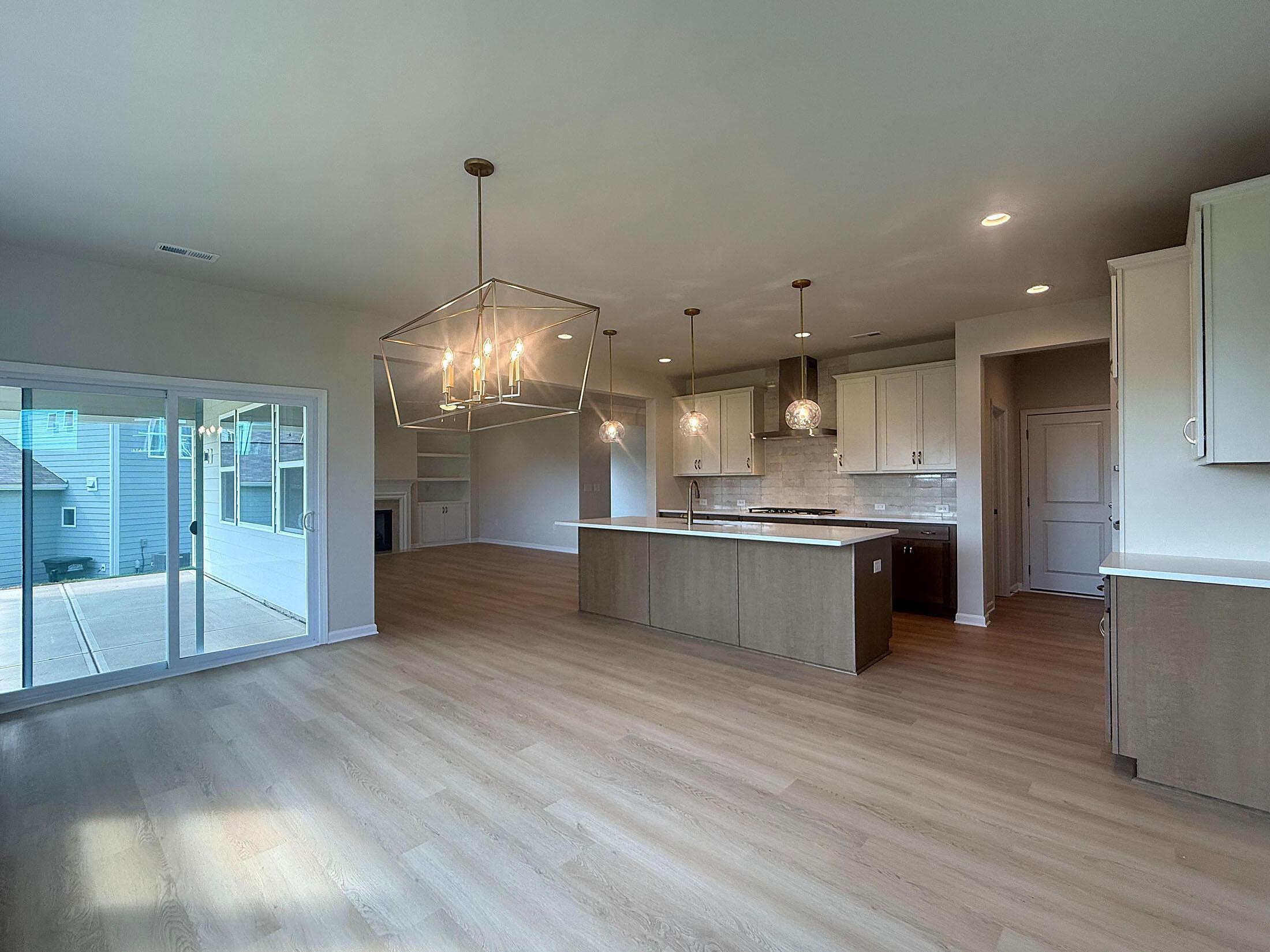 Breakfast & Kitchen