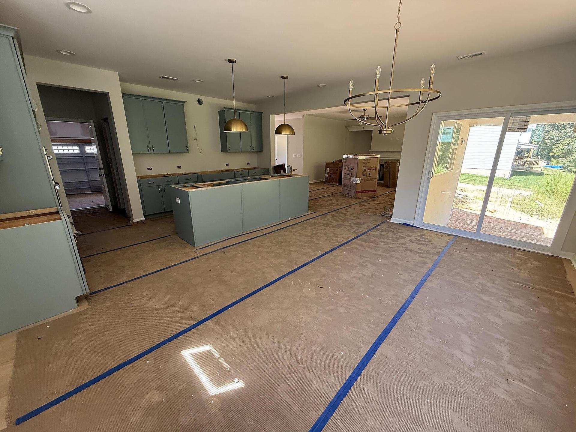 Kitchen, Breakfast & Family Room