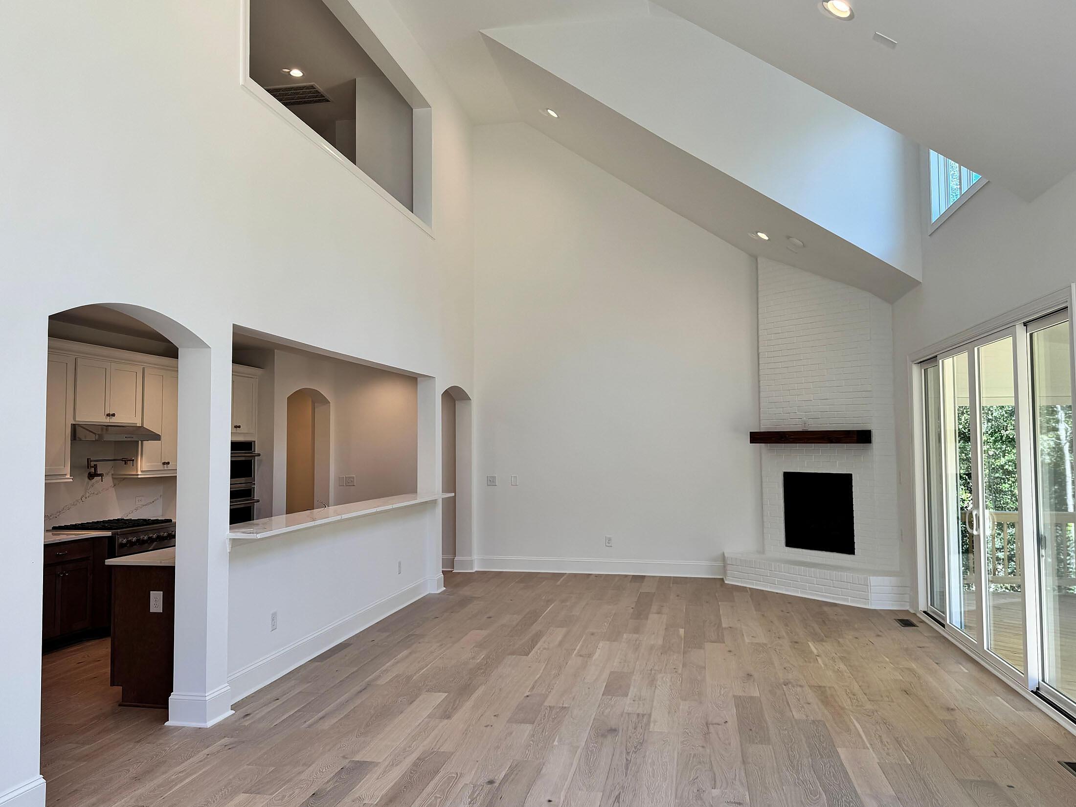 Kitchen, Family & Morning Room