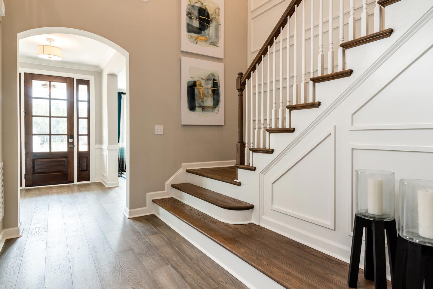Foyer & Staircase