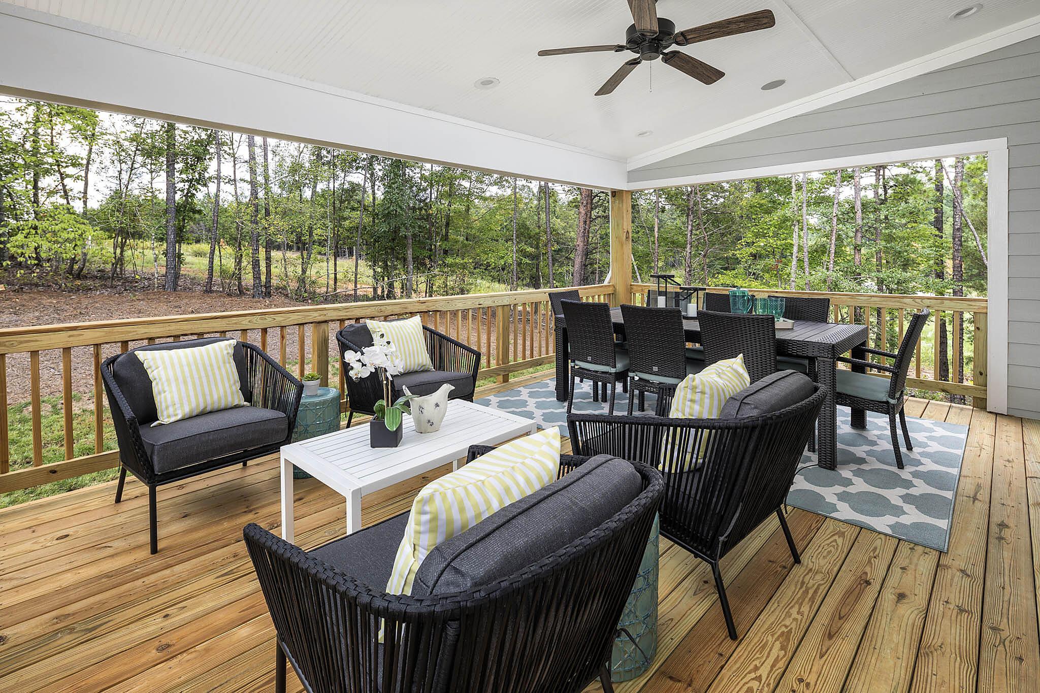 Rear Covered Porch option