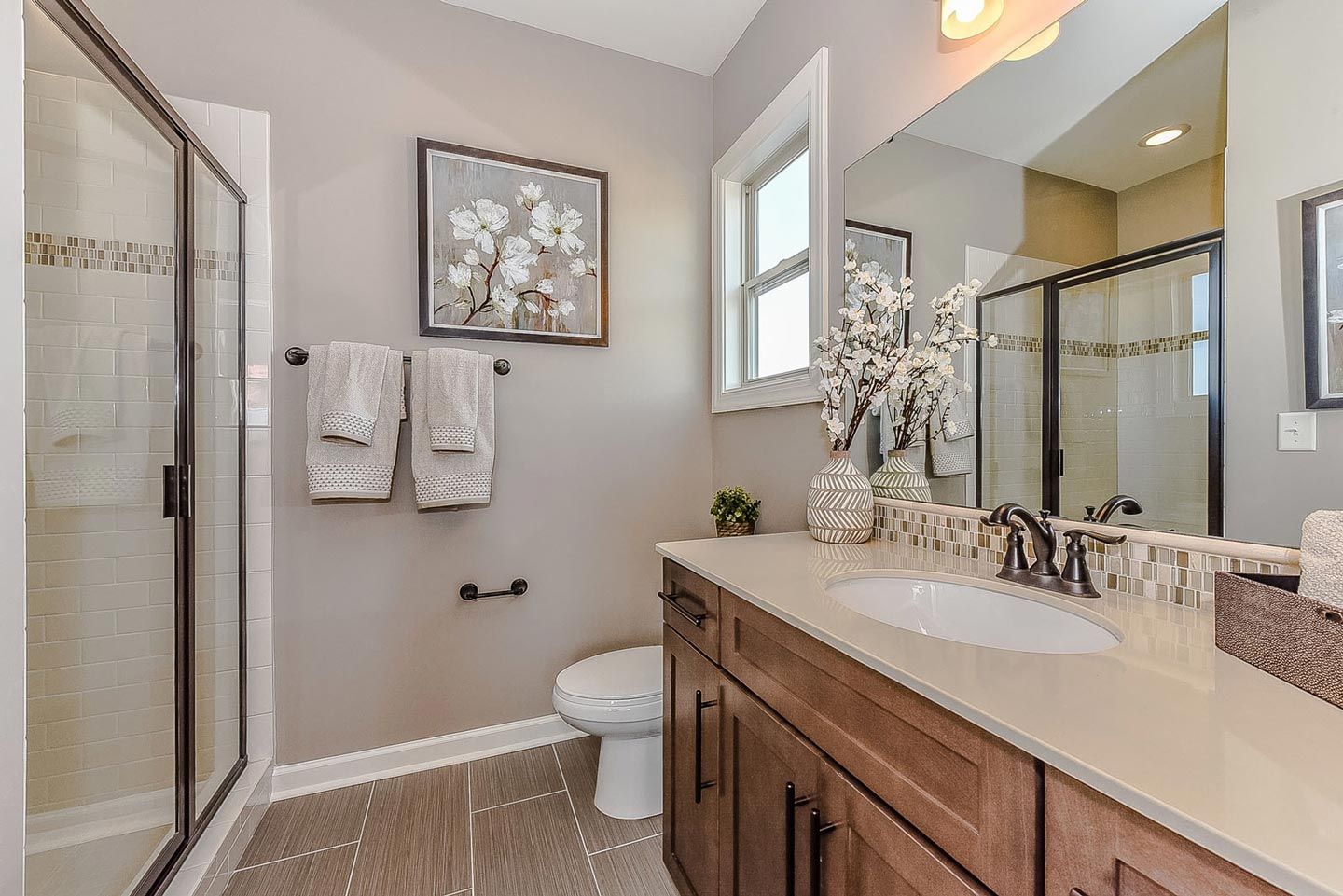 First floor Guest suite