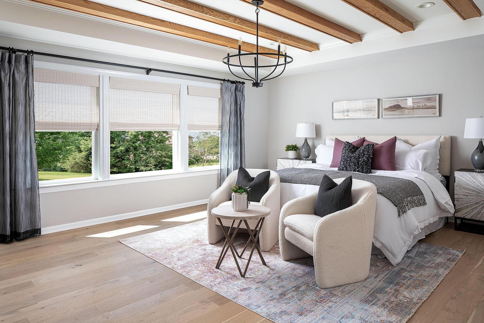 Premier Suite w/opt tray ceiling & beams