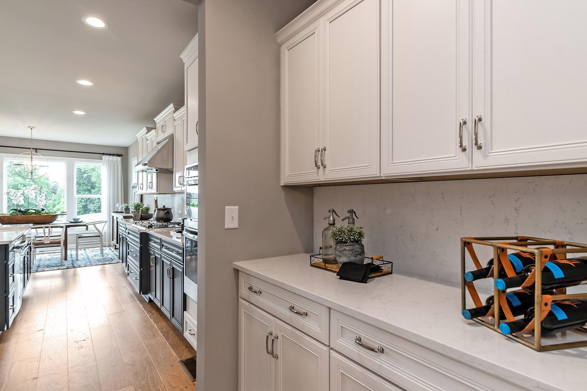 Butler's Pantry - optional upper cabs