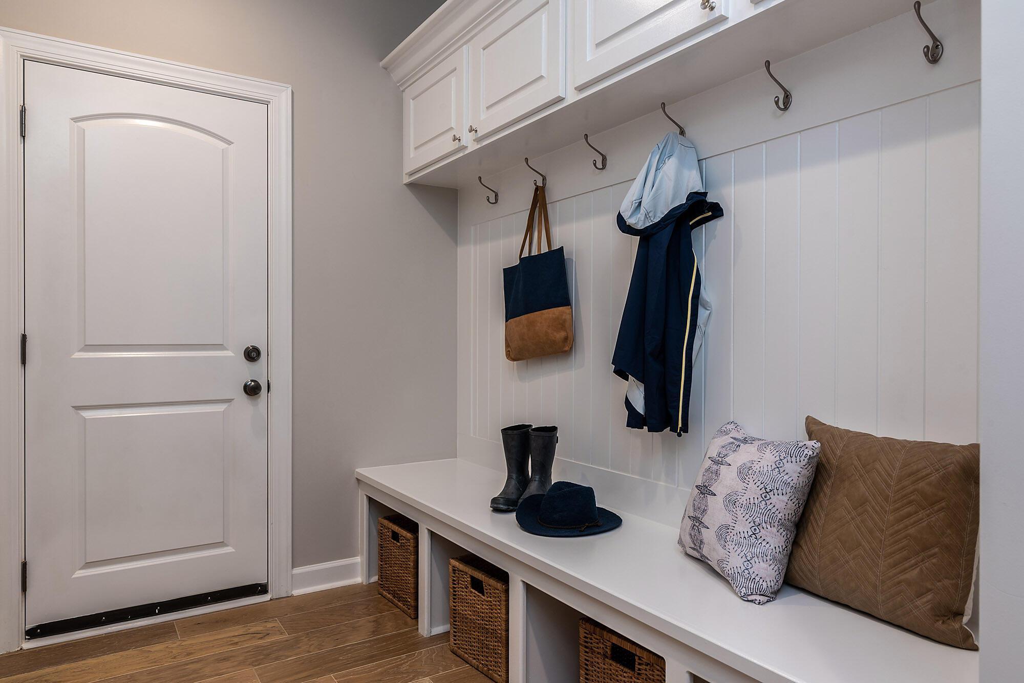 Mudroom - Optional drop zone