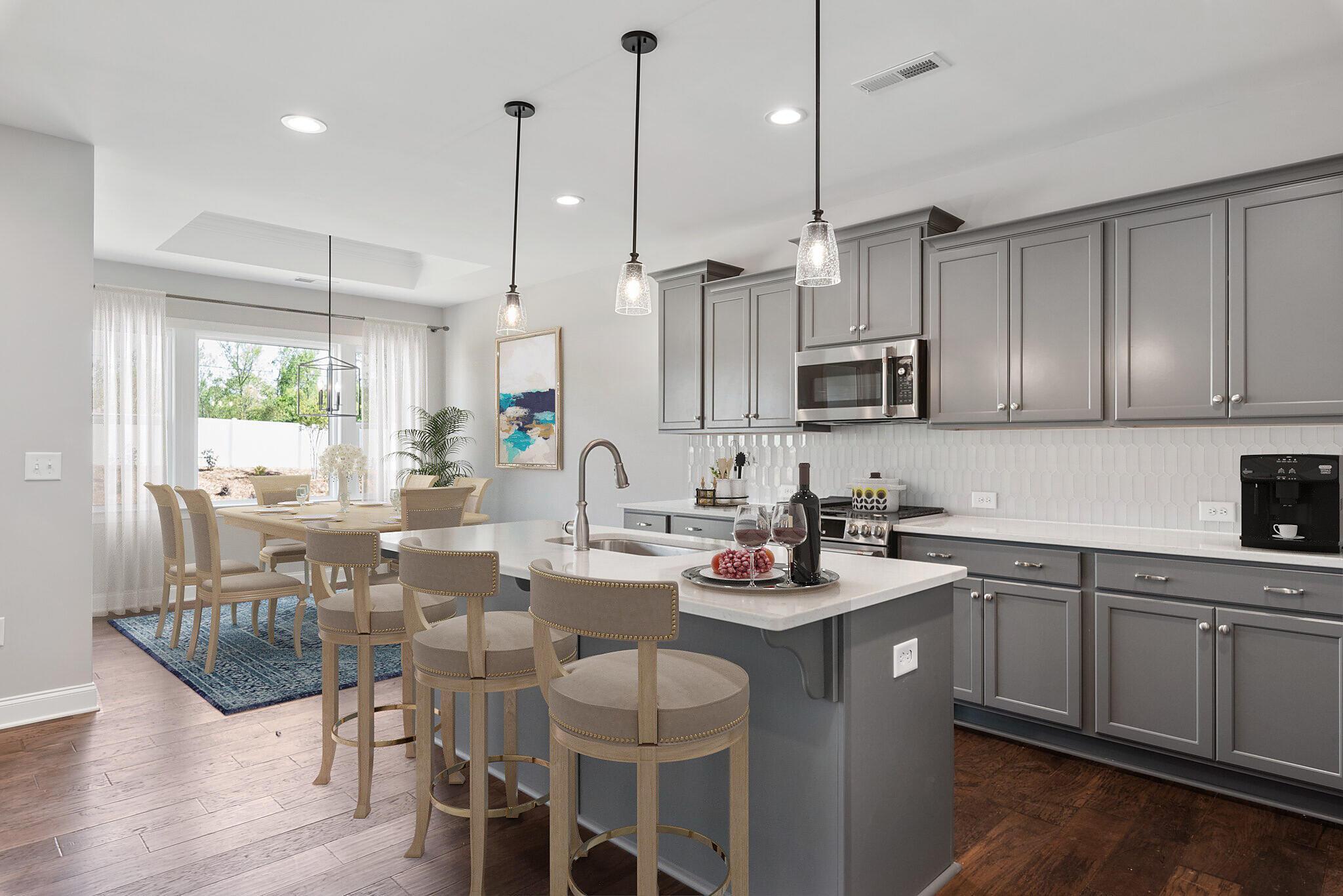 Kitchen & Breakfast