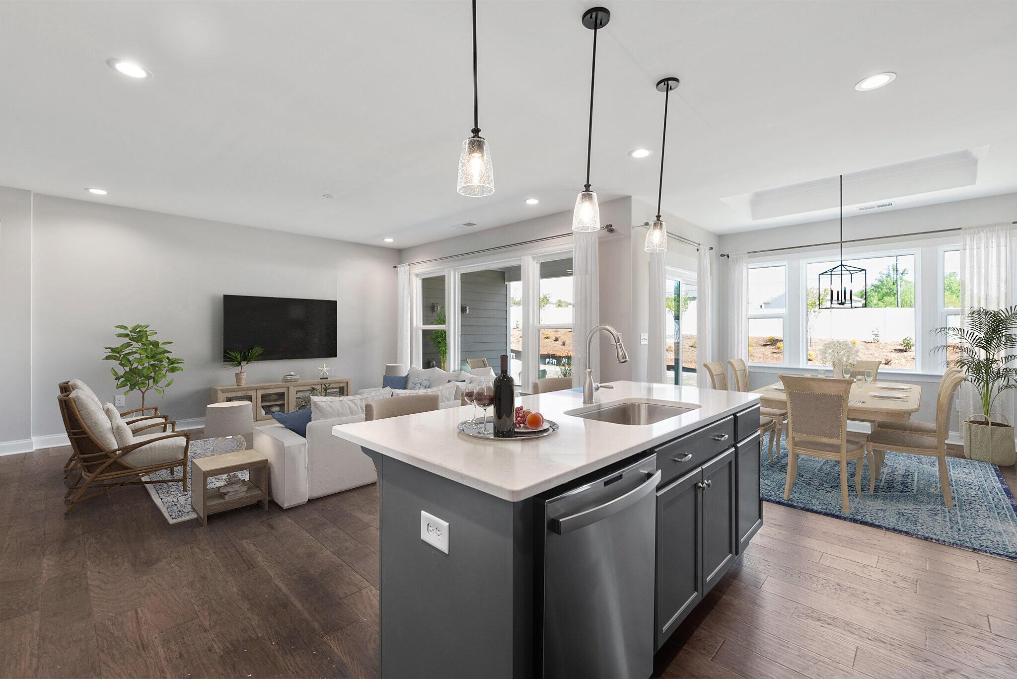 Kitchen, Breakfast & Family Room