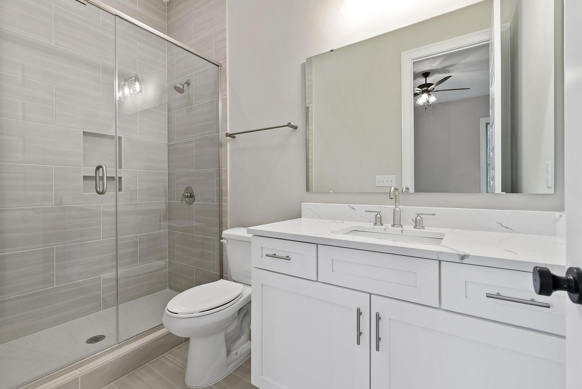 Bath 4 - First-floor Guest Suite