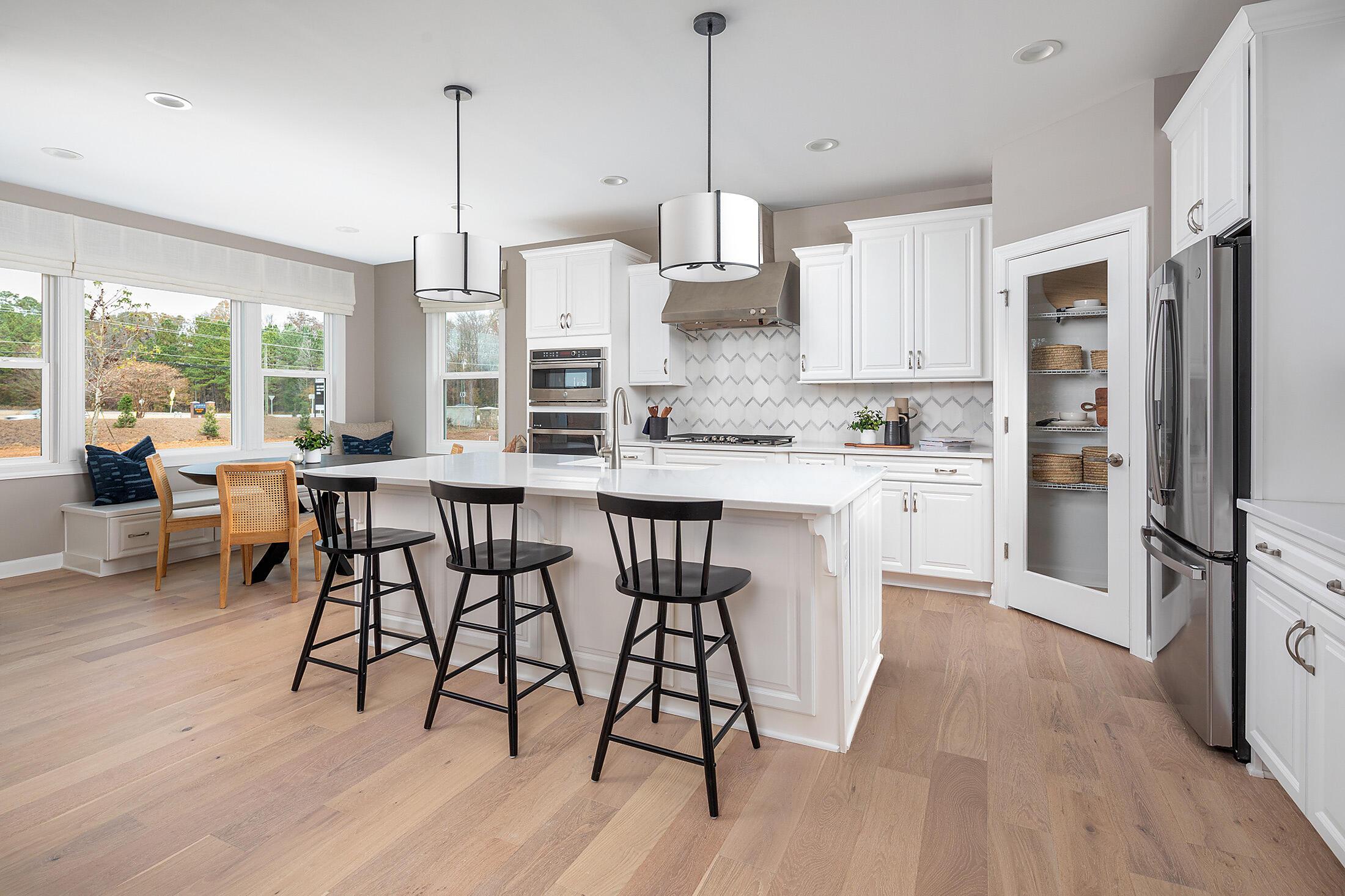 Kitchen & Breakfast - options shown