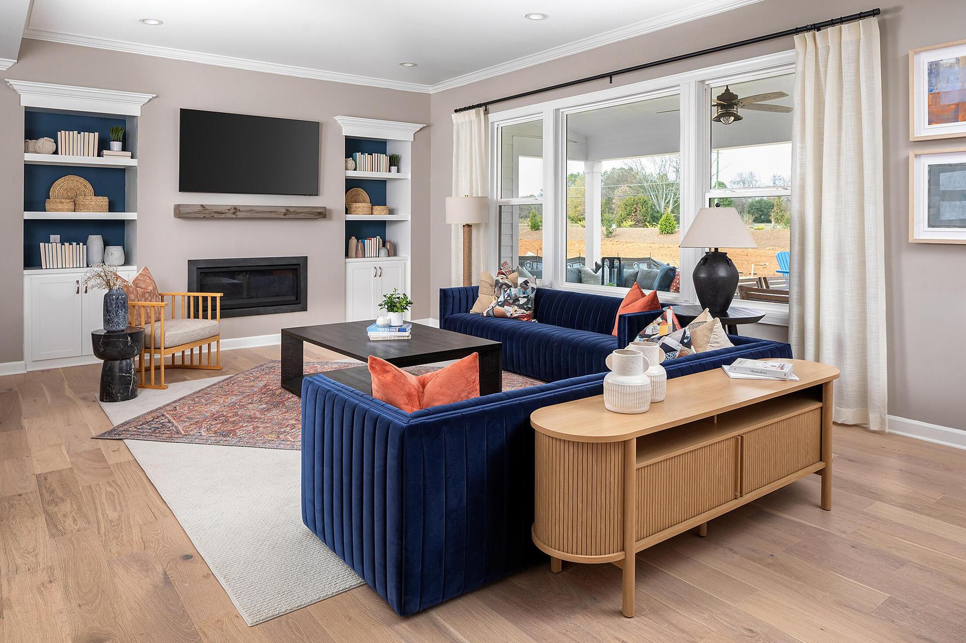 Family Room - optional built-ins