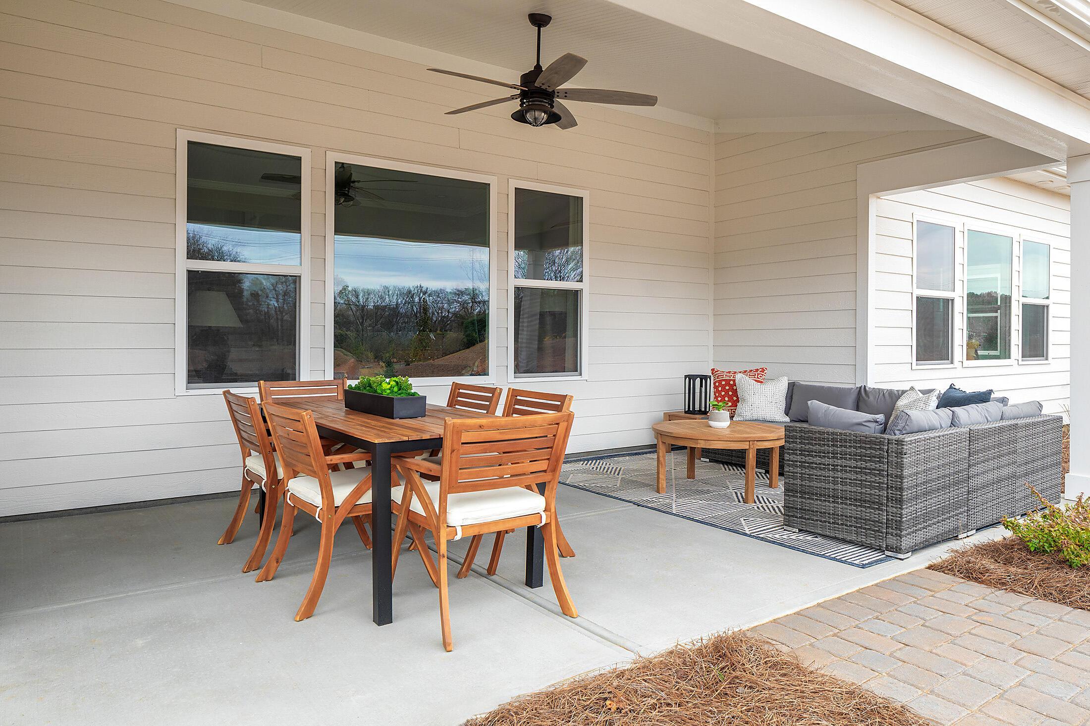 Rear Covered Porch option