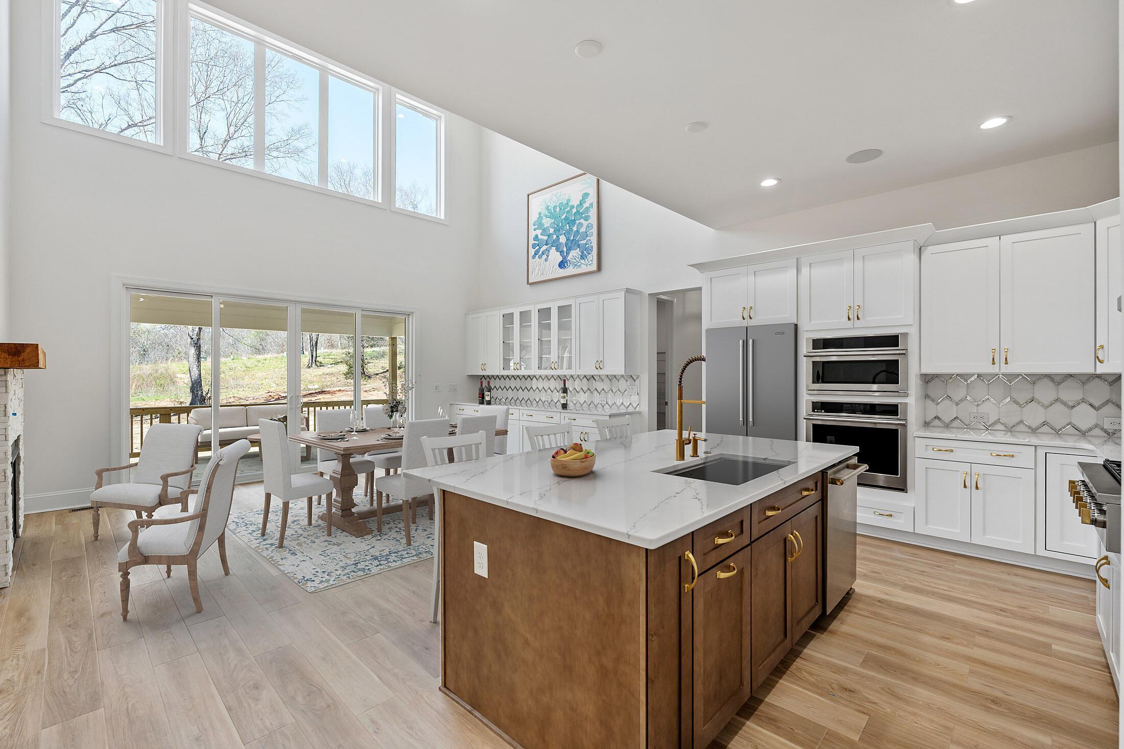 Kitchen & Morning Room
