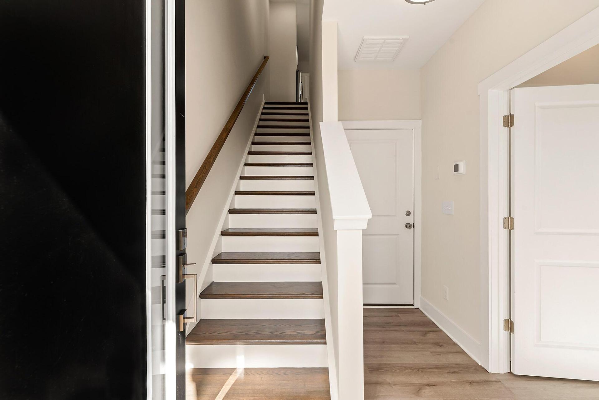 First floor Entry