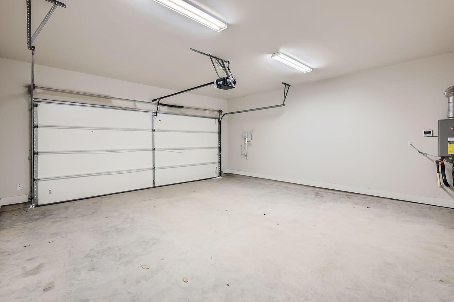 2-Car Garage