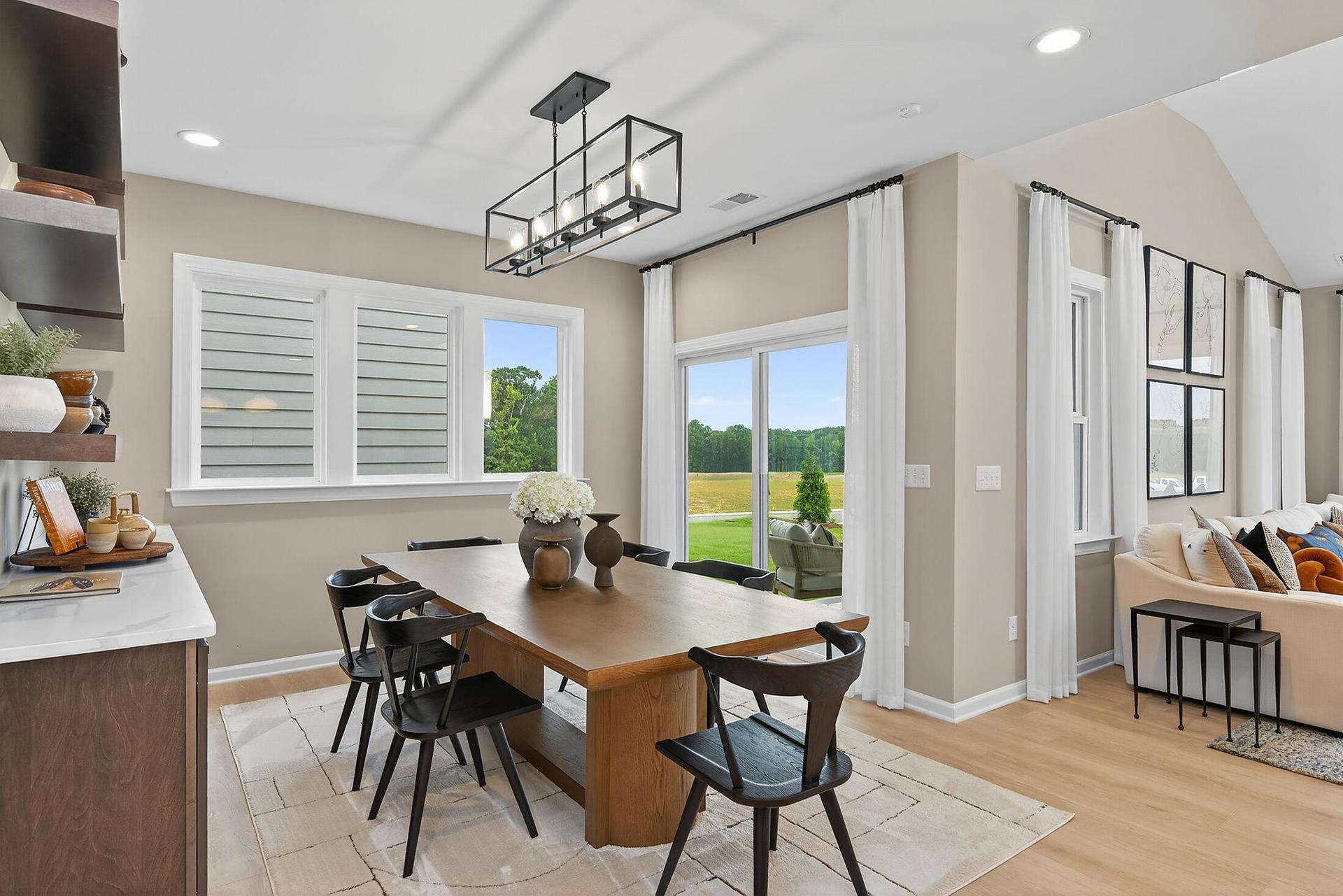 Morning & Family Room