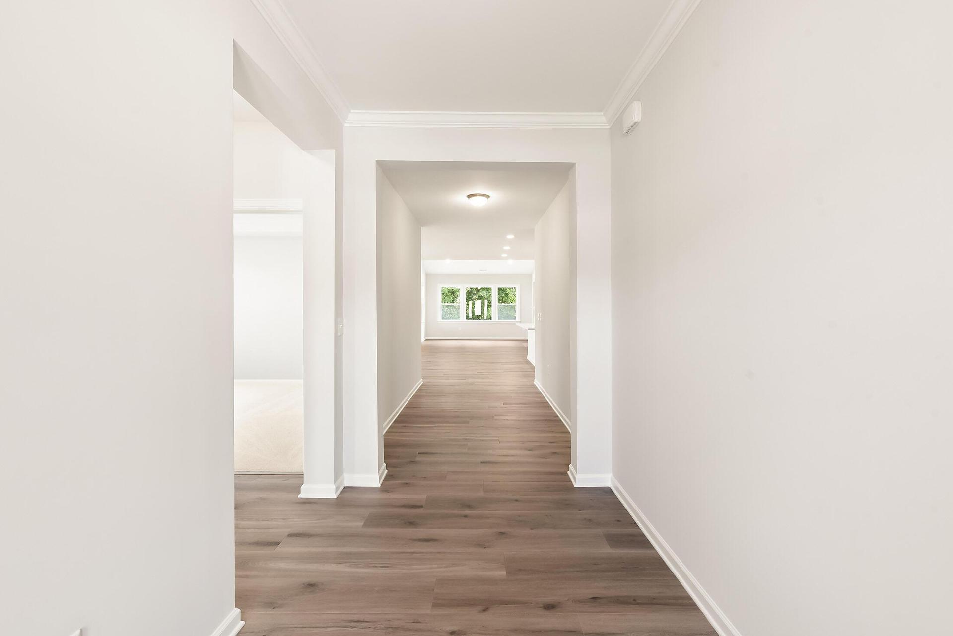 Foyer - with opt bedroom 4