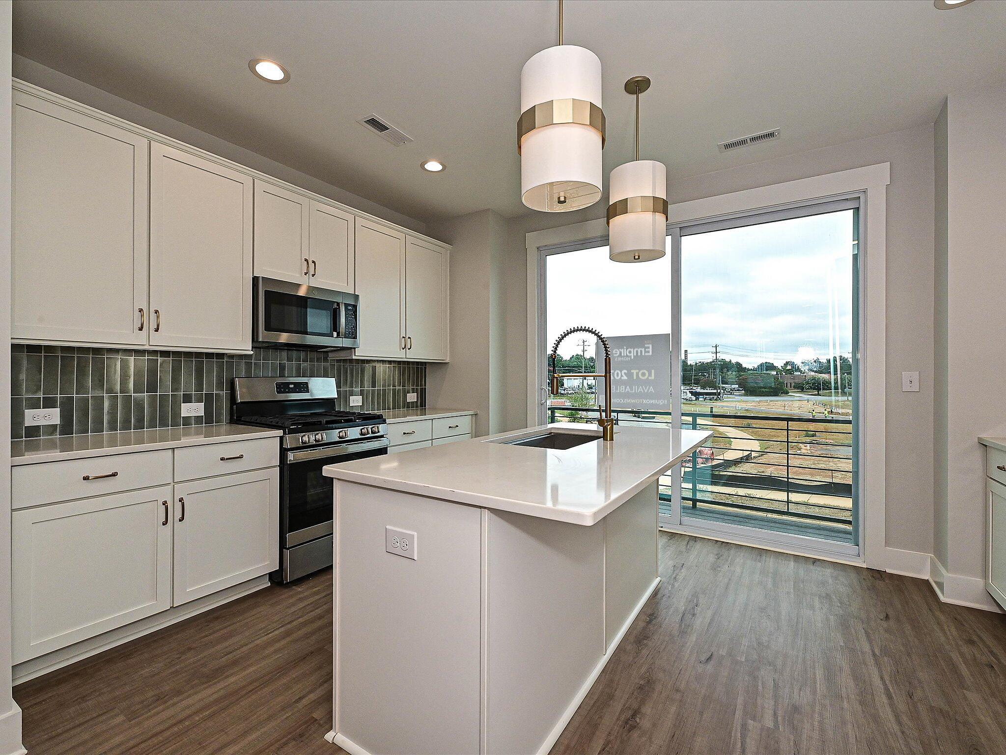 1619 Polk Street #EQX0207 (Cambria)