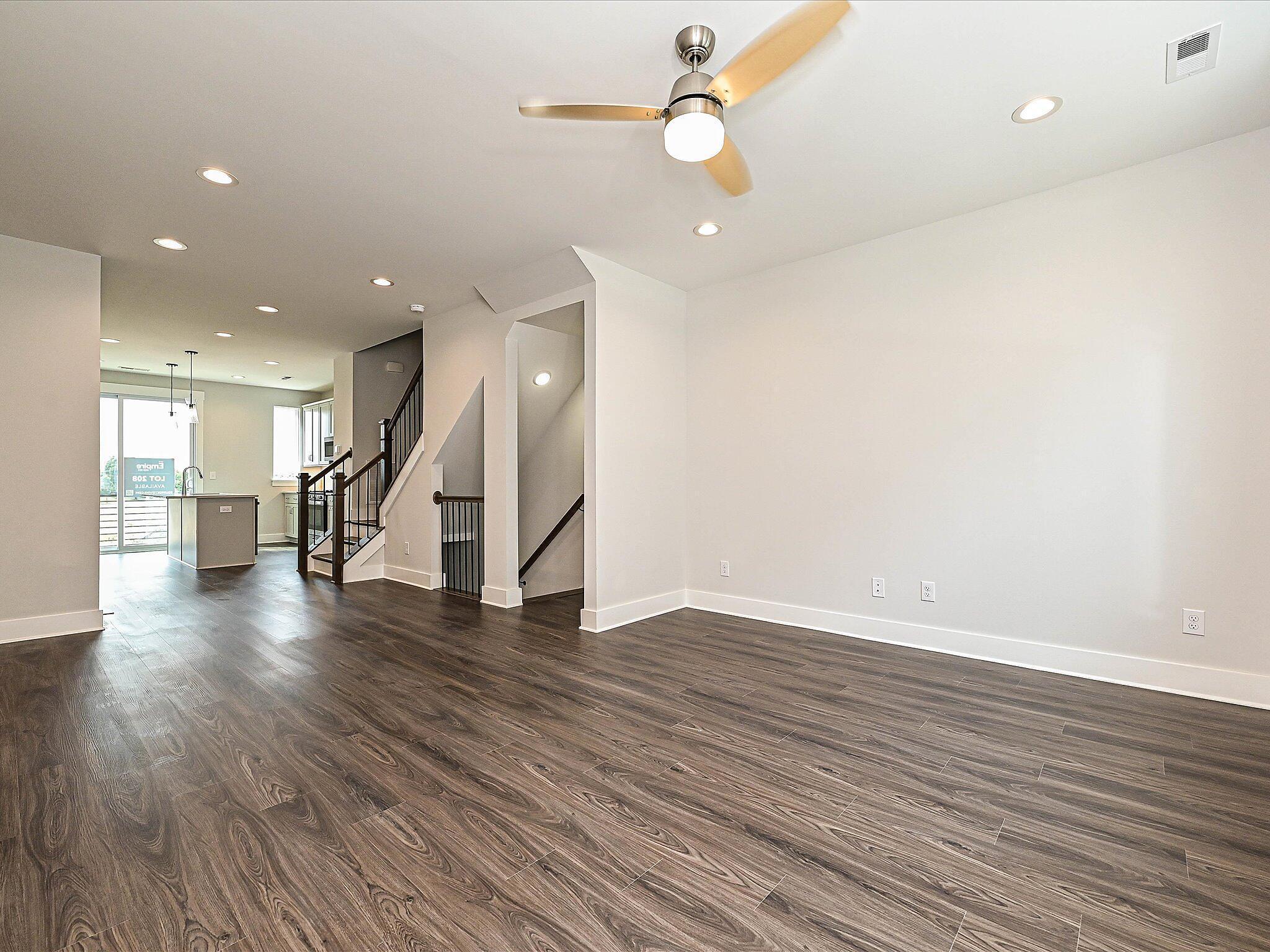 Living Room/Dining/Kitchen