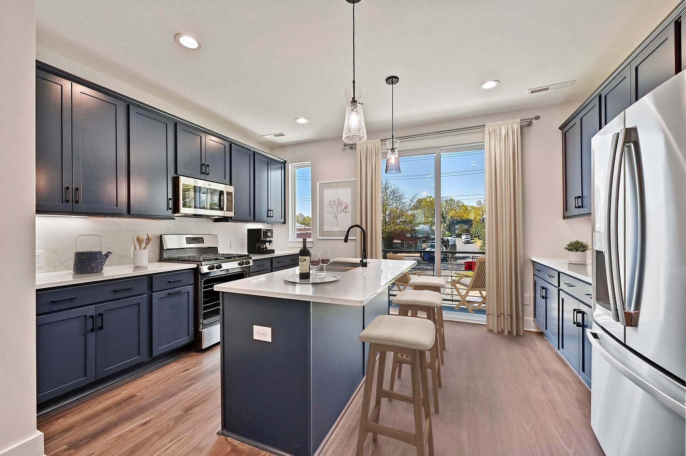 1227 E. 34th Street #CSW0420 (Cambria)