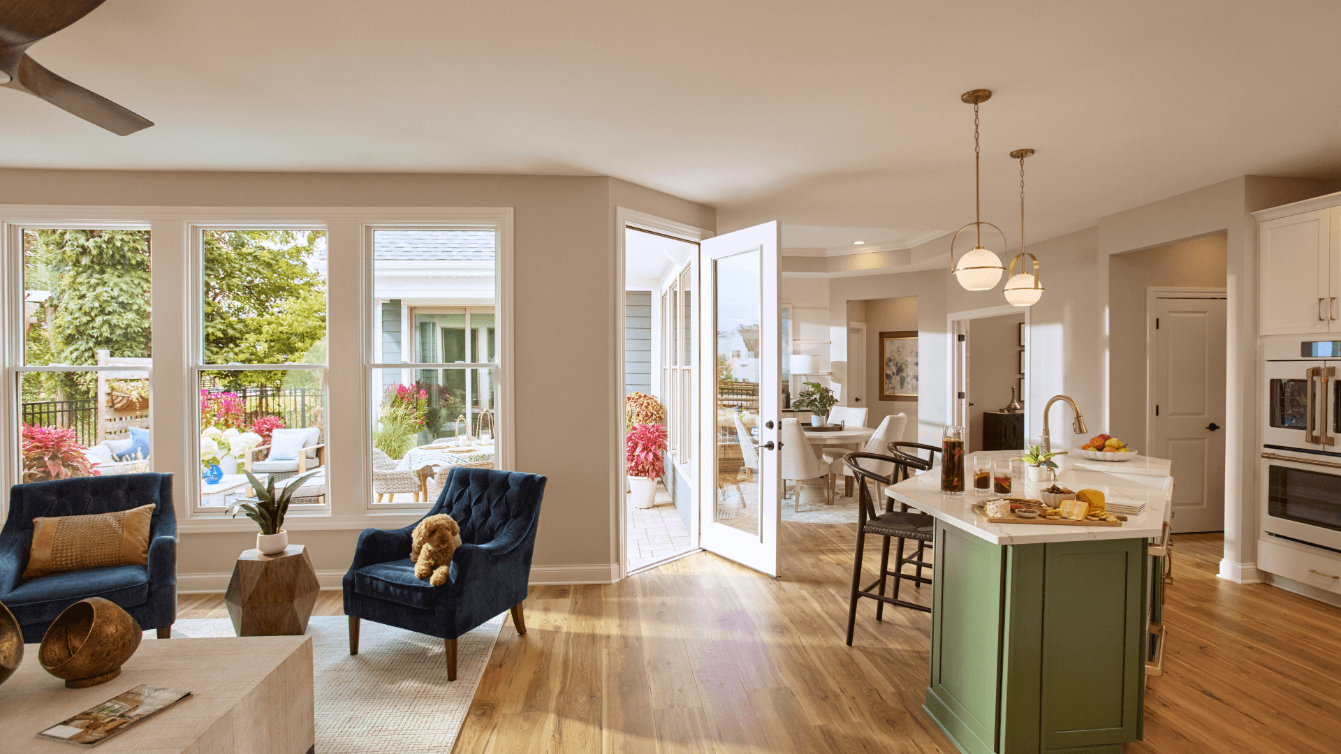 casa en The Courtyards on Concord por Epcon Communities