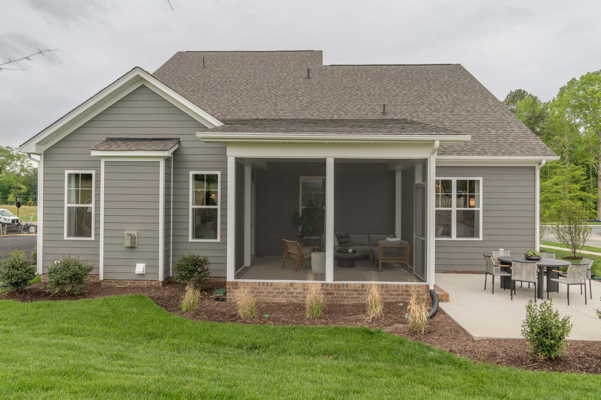 Screened Porch & Patio