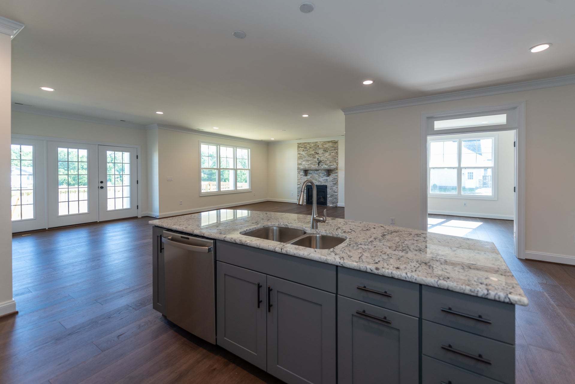 Fulton Terrace Open Flow Layout