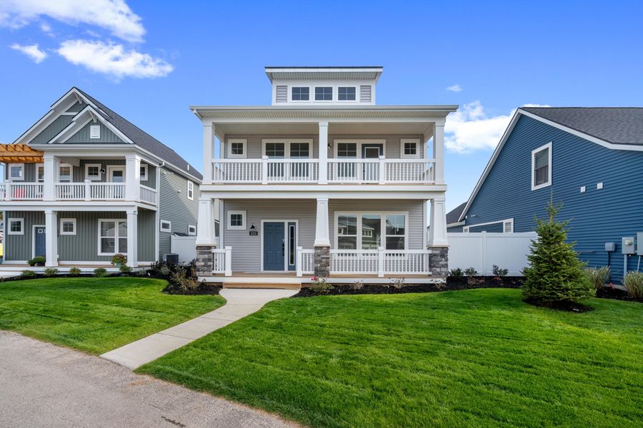 1020 South Cove Circle (The Bay Harbor II)