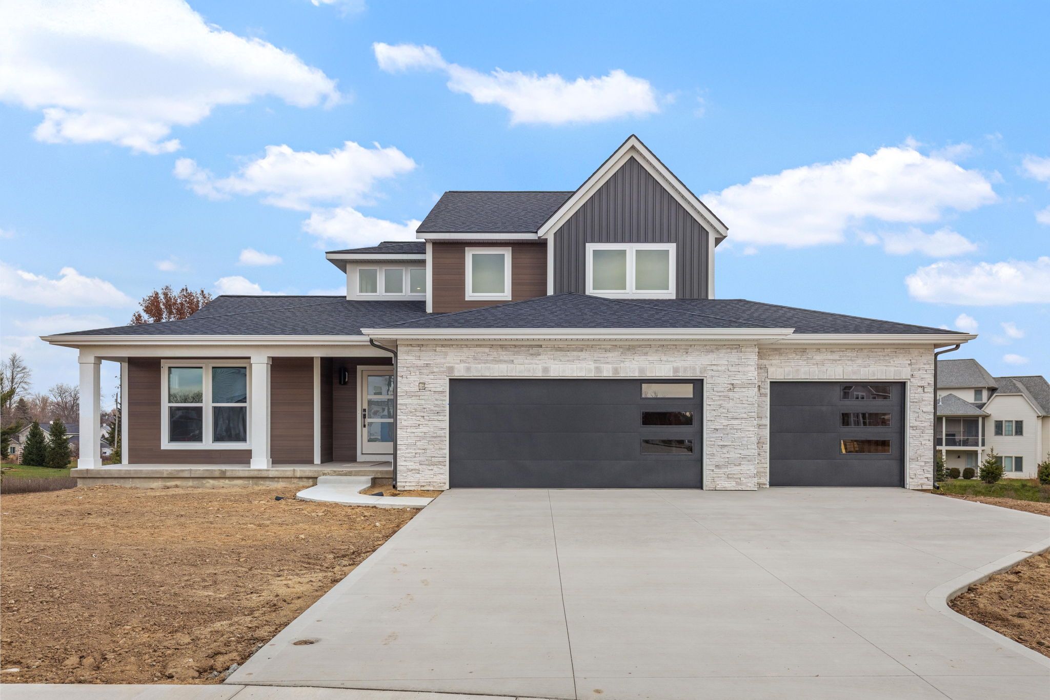 10231 Courtland Drive. Rockford, MI 49341