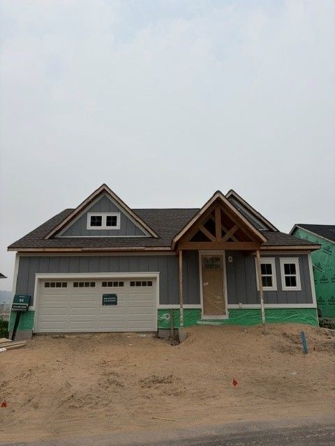 Tannery Bay por Eastbrook Homes Inc. en Grand Rapids Michigan