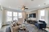 casa en Bellevue Townhomes por Eastwood Homes
