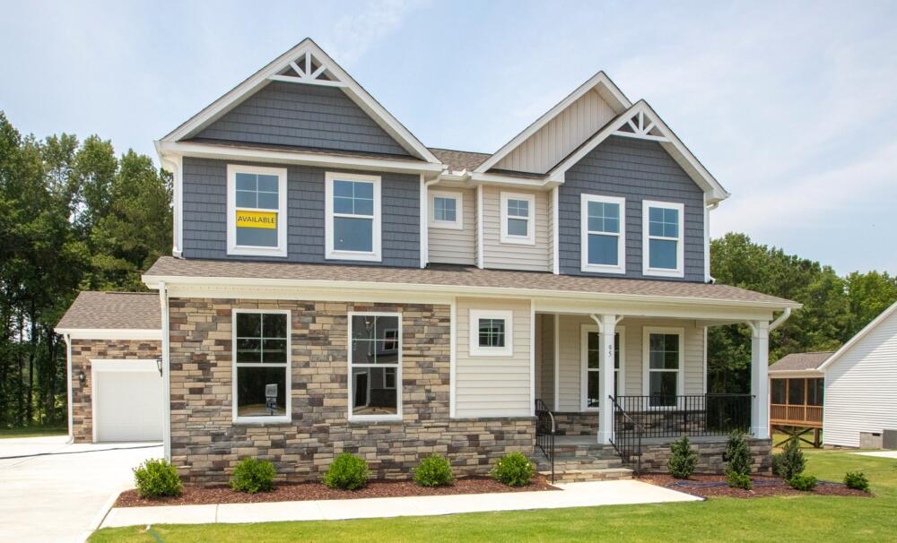 Oakley's Crossing por Eastwood Homes en Richmond-Petersburg Virginia