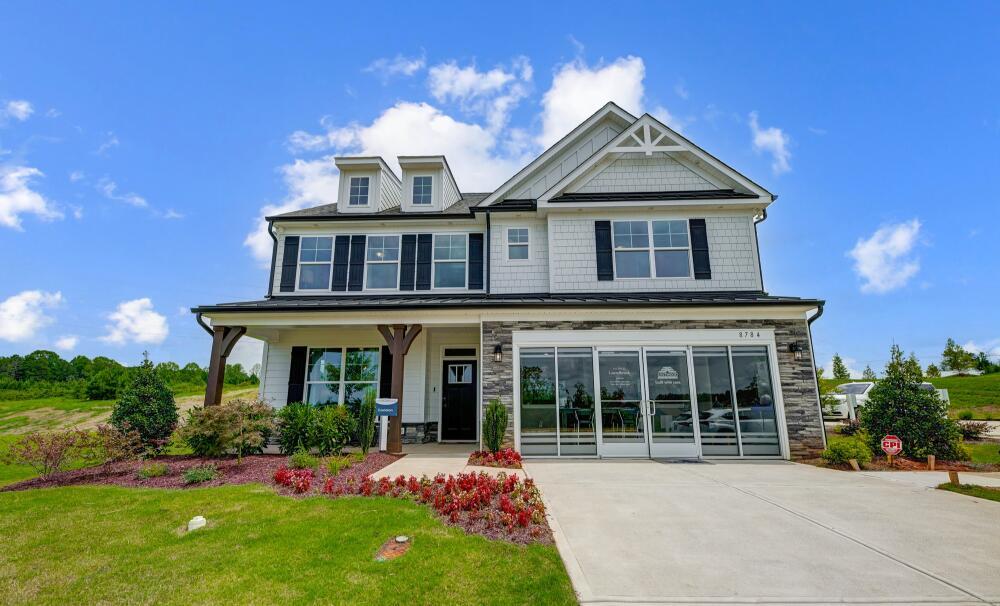 casa en The Enclave at Laurelbrook por Eastwood Homes