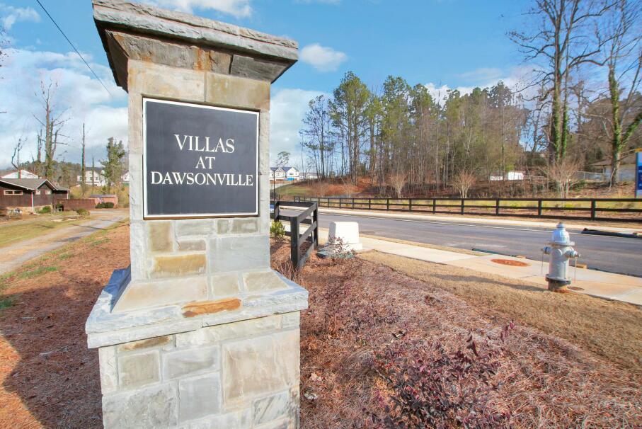 casa en Villas at Dawsonville Townhomes por Eastwood Homes