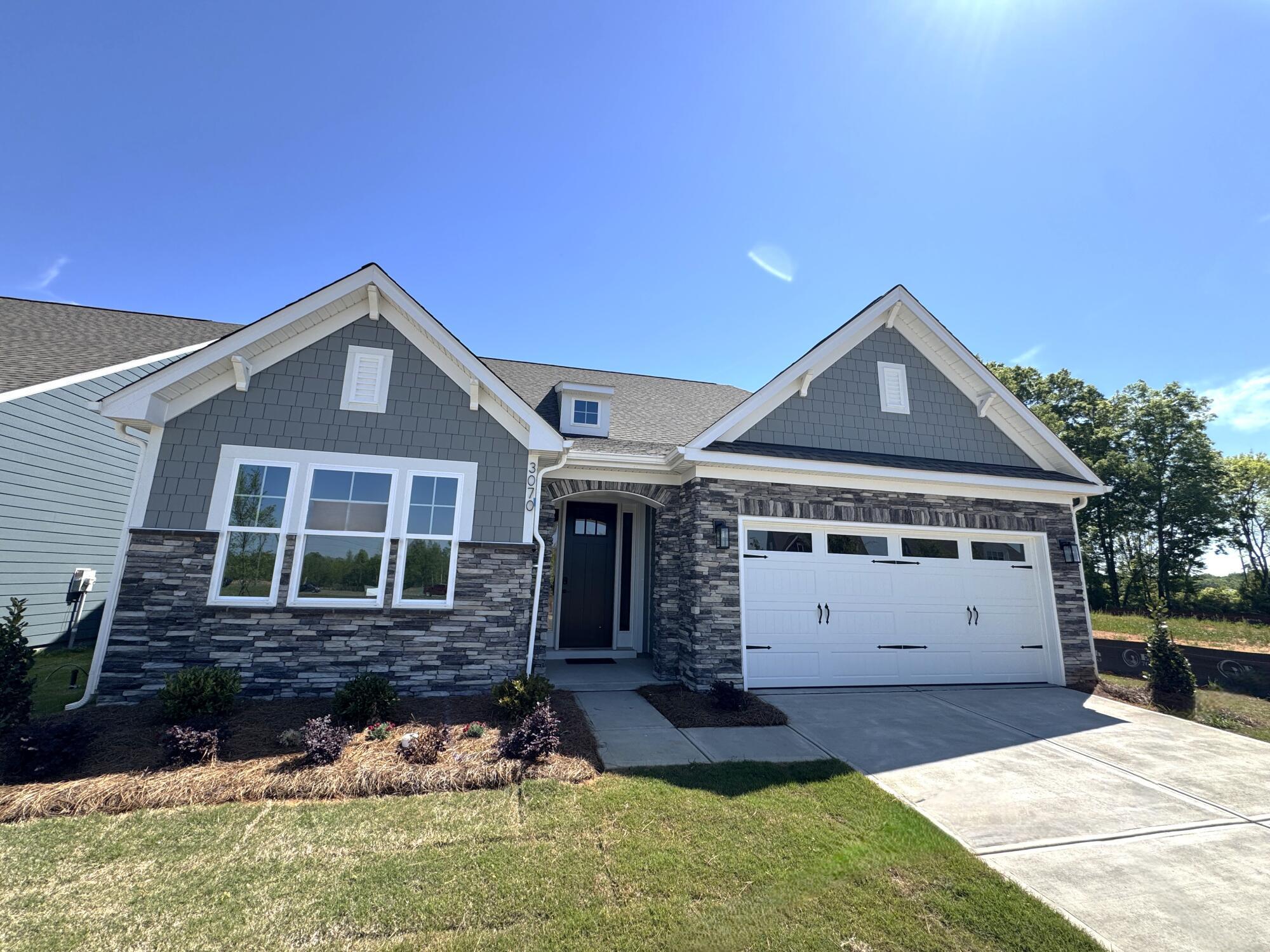 3070 Constitution Lane