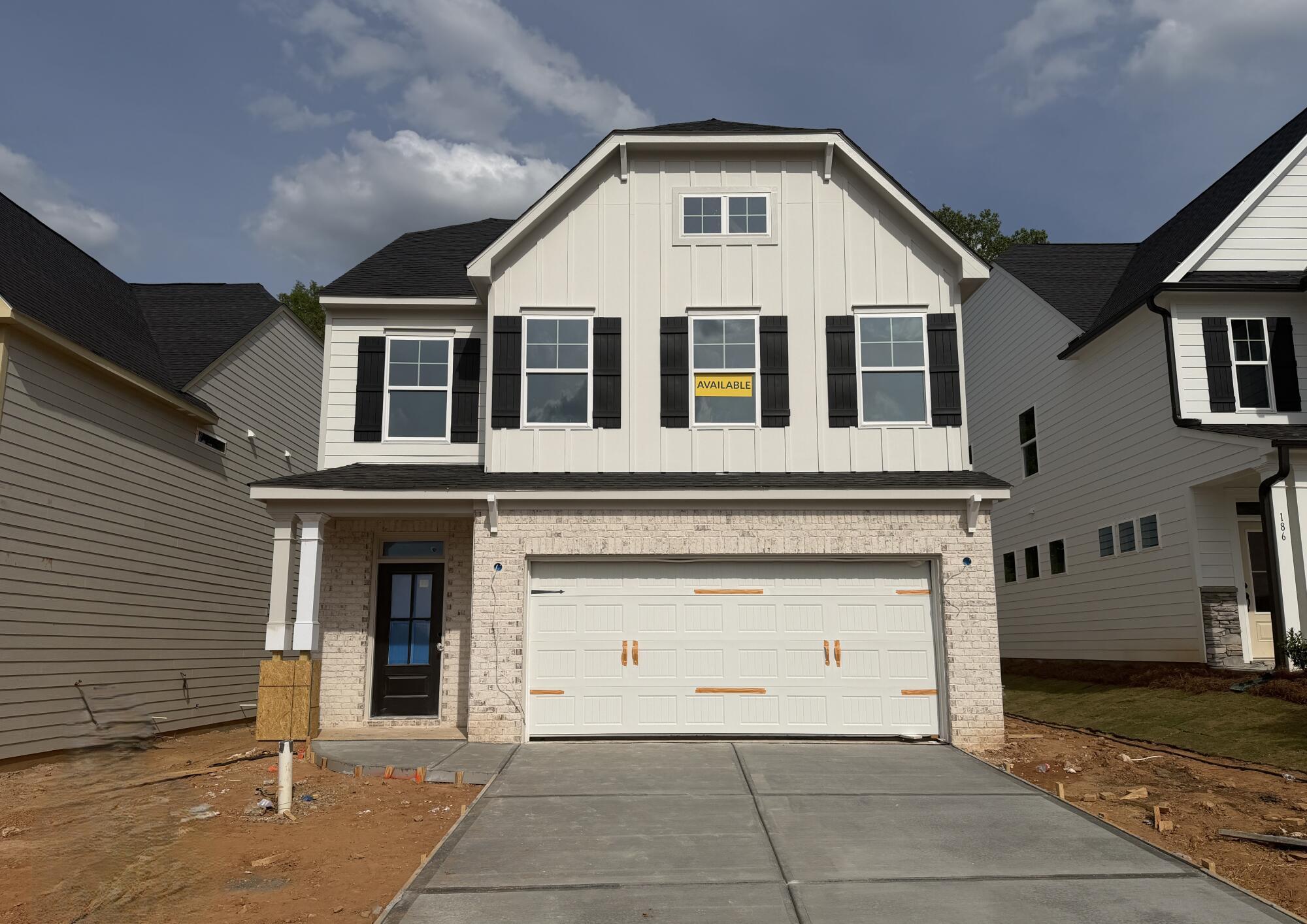 196 Trace Bluff