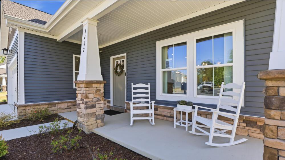 casa en The Vistas at Bennett's Creek Quarter por Eastwood Homes