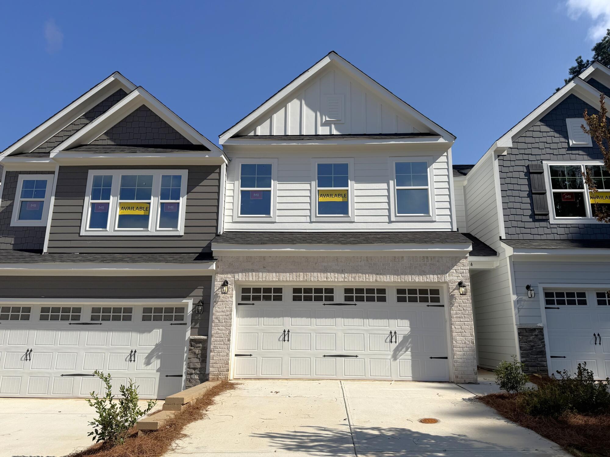4 Trace Bluff