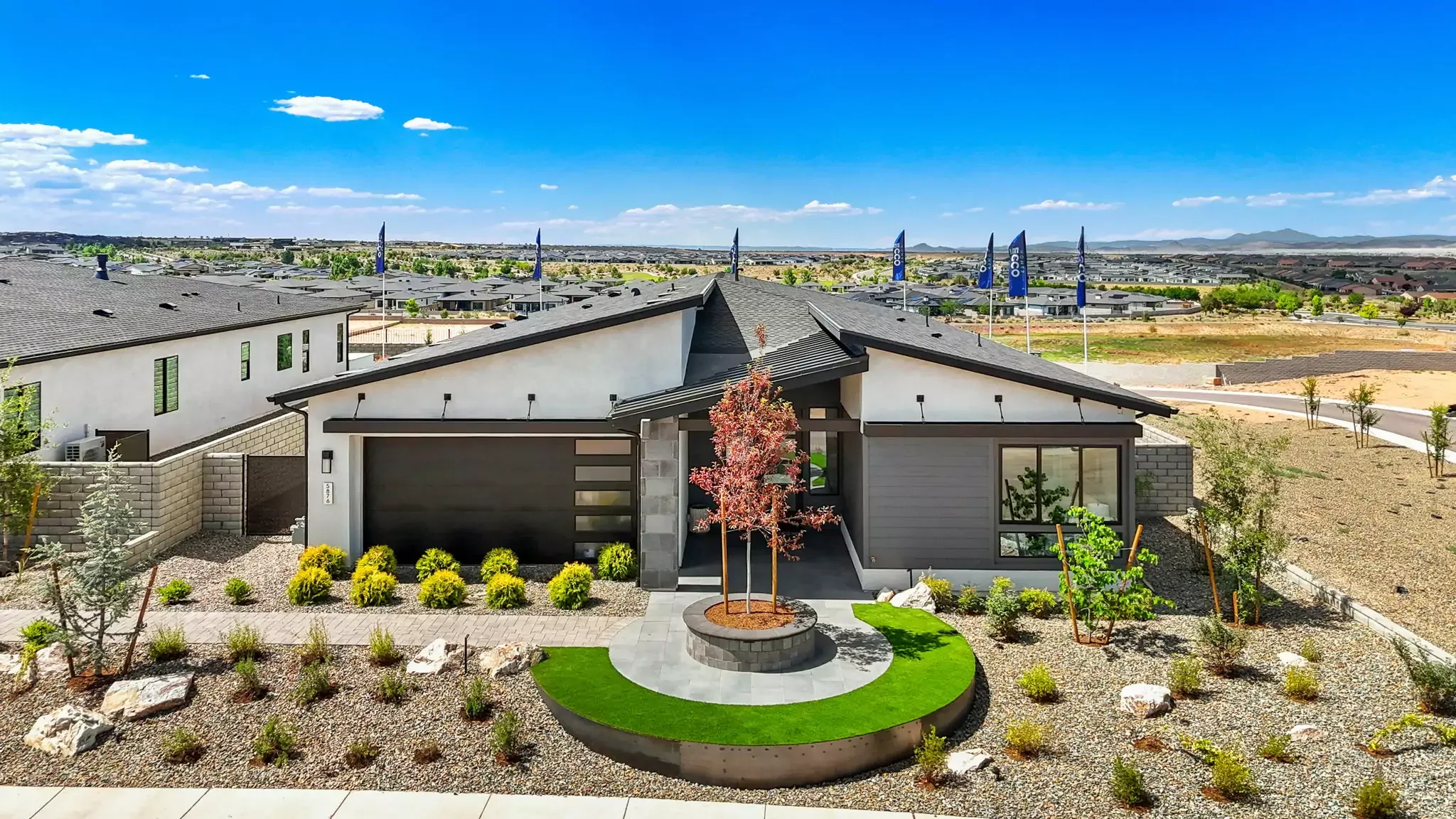 5860 E Davidson Court. Prescott Valley, AZ 86314