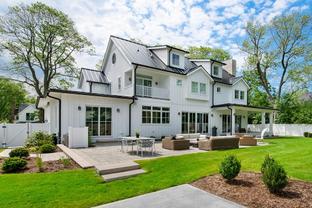 Ed Nikles Custom Builder Inc por Ed Nikles Custom Builder Inc en Orange County Pennsylvania
