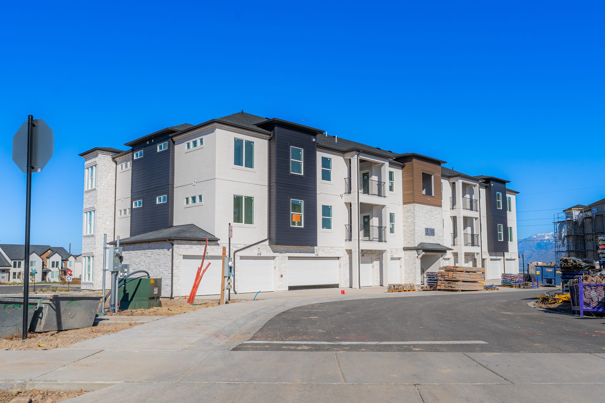 Condo B Rear Second & Third Level - Mt. Rainier: Herriman, Utah - EDGEhomes
