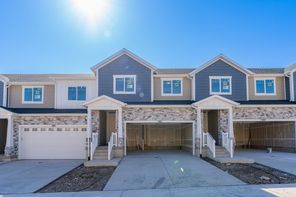 593 W Sungleam Ln (Type B Inner Townhome)