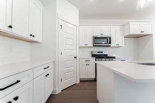 Type B Inner Townhome - Wildflower 2.0: Saratoga Springs, Utah - EDGEhomes
