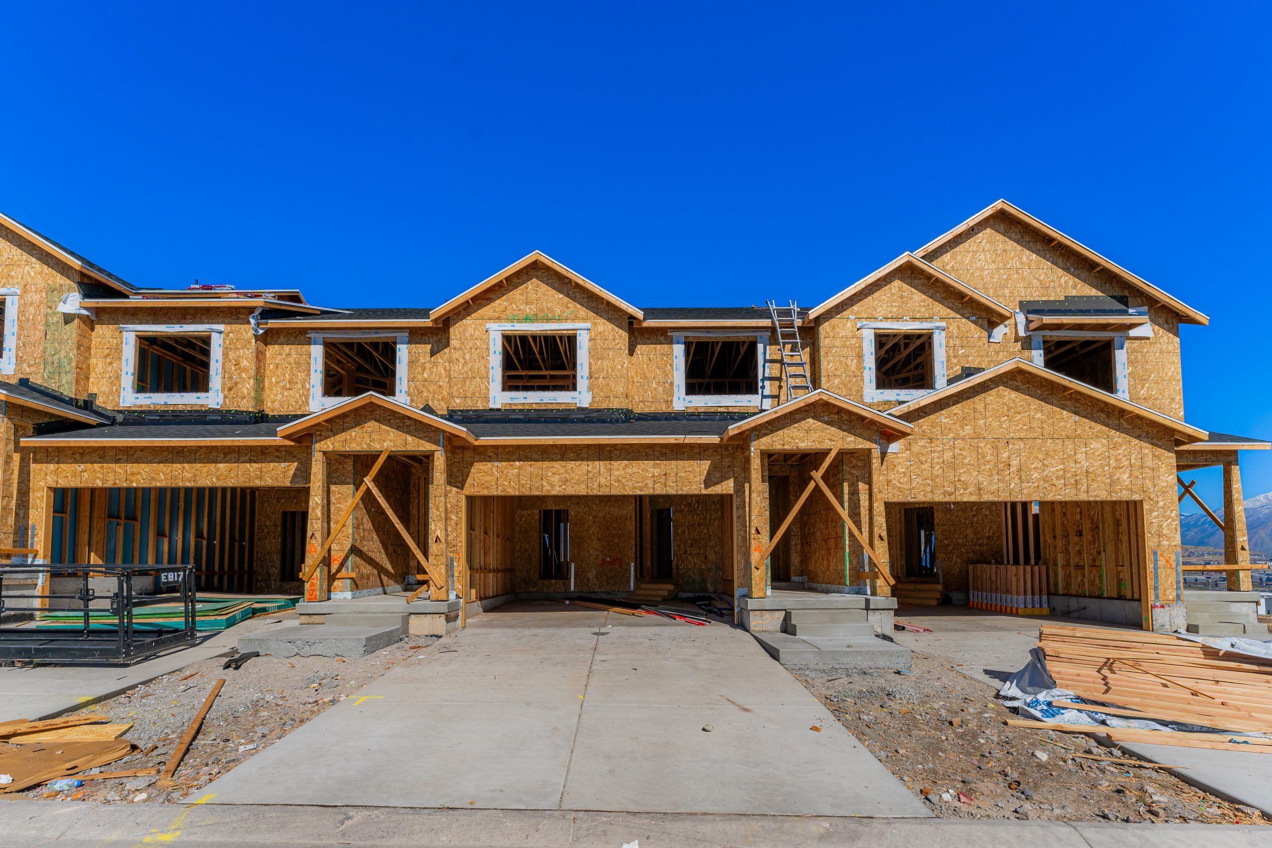 Type B Inner Townhome - Wildflower 2.0: Saratoga Springs, Utah - EDGEhomes