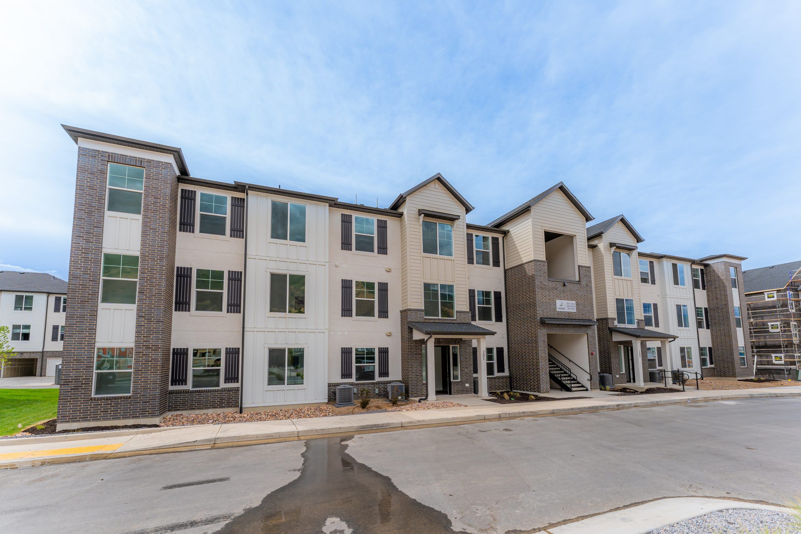 Condo B Rear Second & Third Level - Harmony Ridge: Mapleton, Utah - EDGEhomes