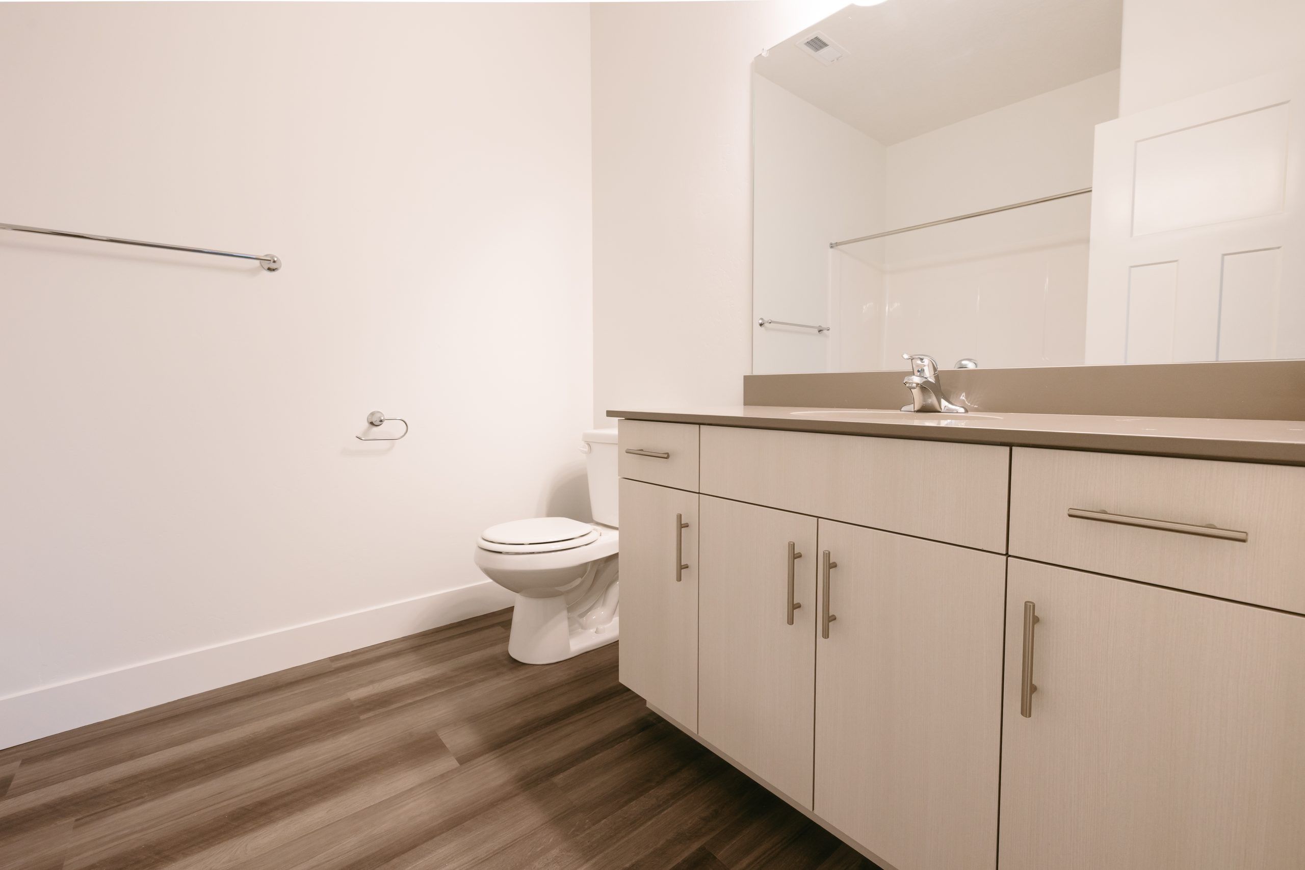 Lot# l303, 842 N Coulsen Dr L303 (Condo A Third Level)