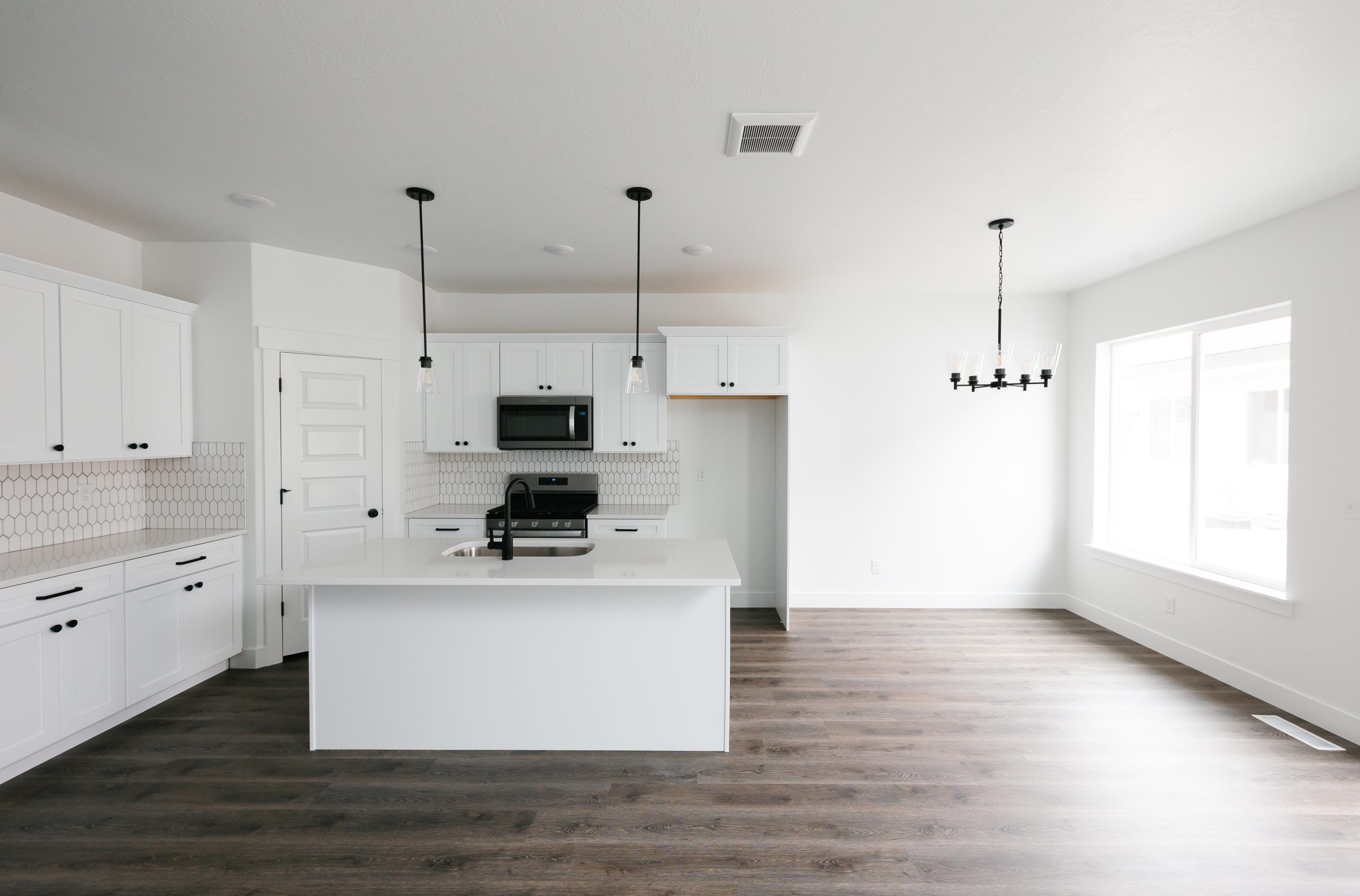 Type B Inner Townhome - Wildflower 2.0: Saratoga Springs, Utah - EDGEhomes