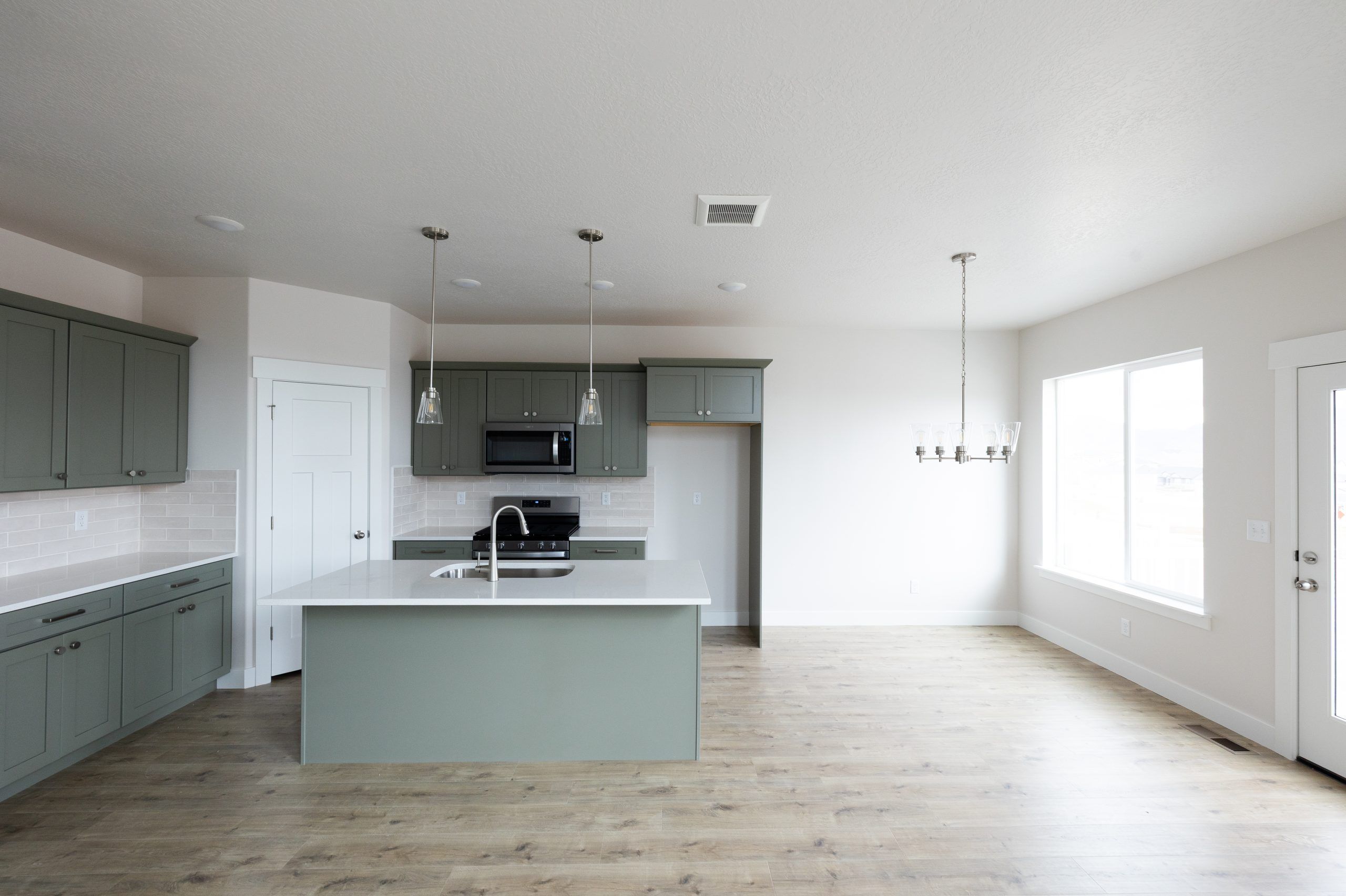 Lot# 929, 834 N Pugh Ln (Type B Outer Townhome)