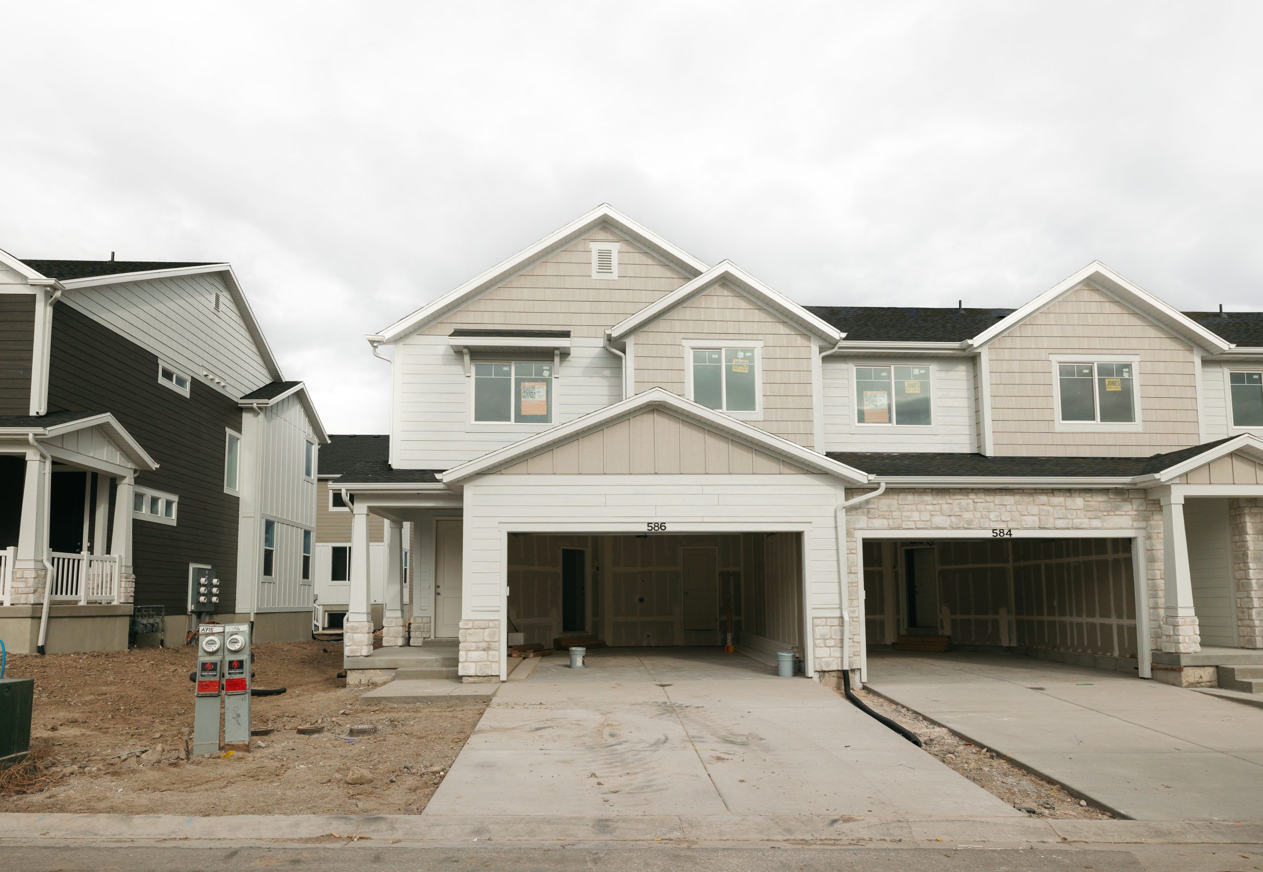 Type B Outer Townhome - Wildflower 2.0: Saratoga Springs, Utah - EDGEhomes