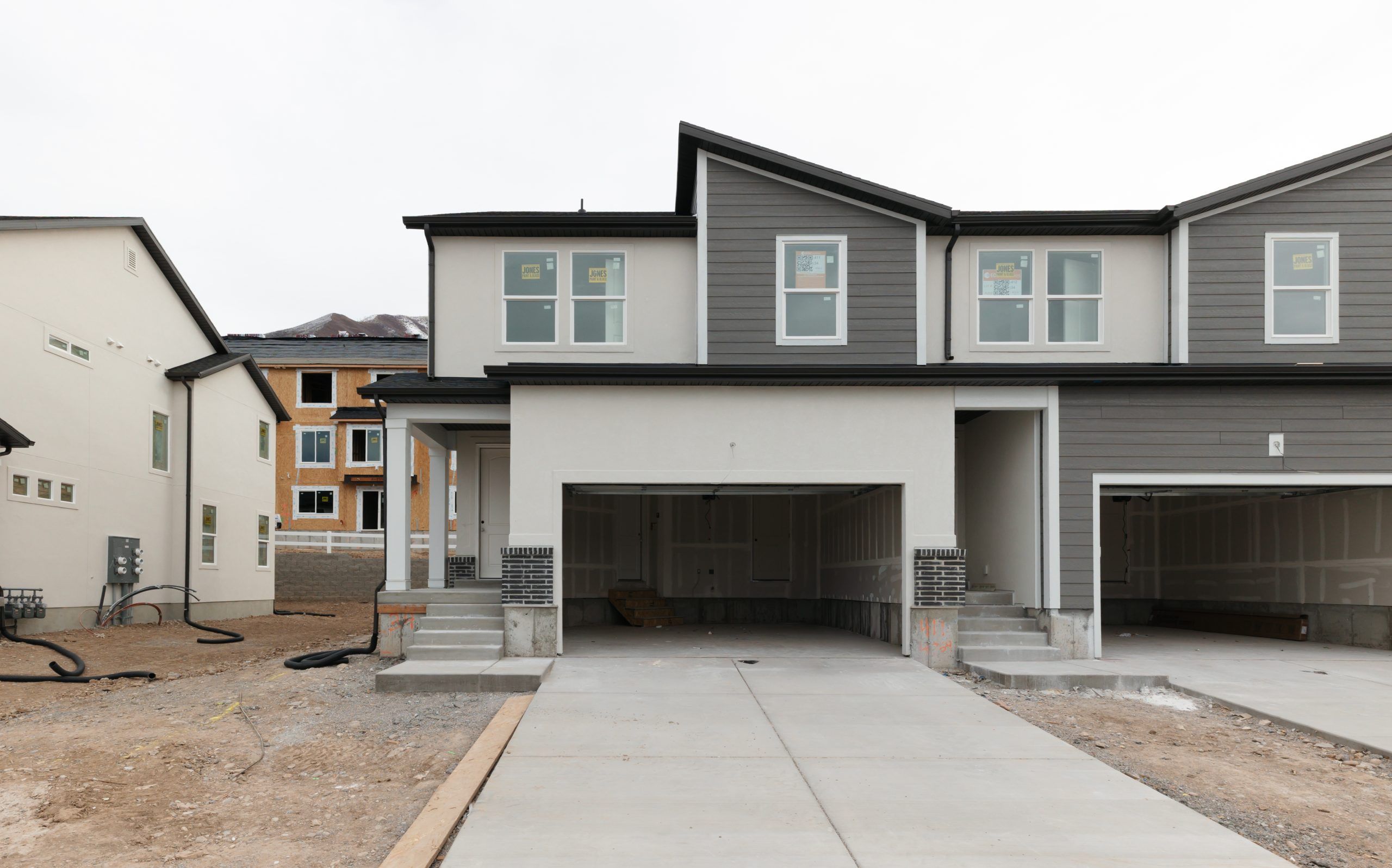 Lot# 411, 4769 S Olive Ave (Type B Outer Townhome)
