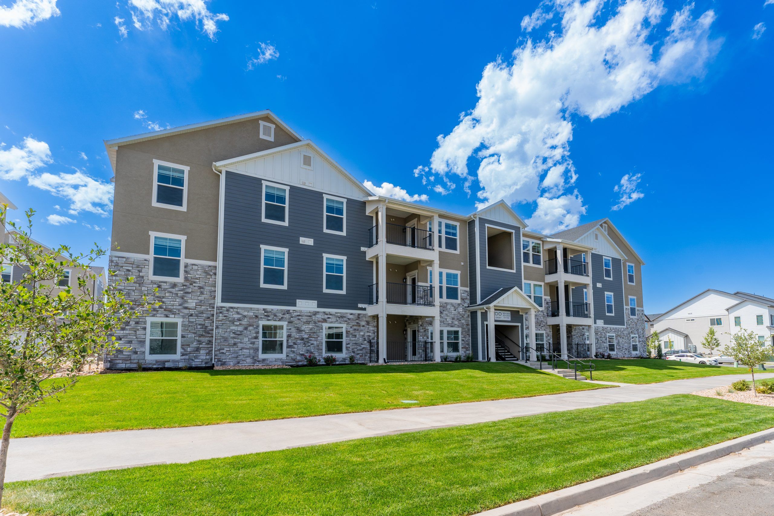 Lot# dd203, 13687 S Hanley Ln DD203 (Condo A Third Level)